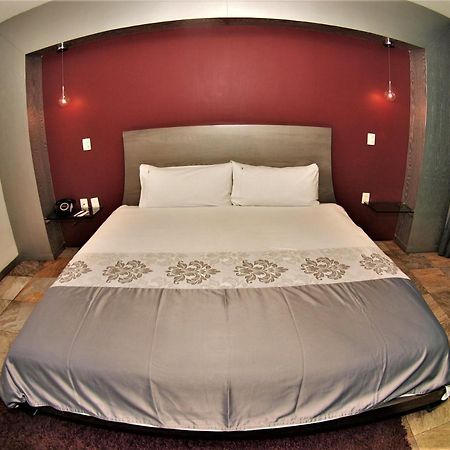 Hotel Vista Hermosa Guadalajara Bagian luar foto