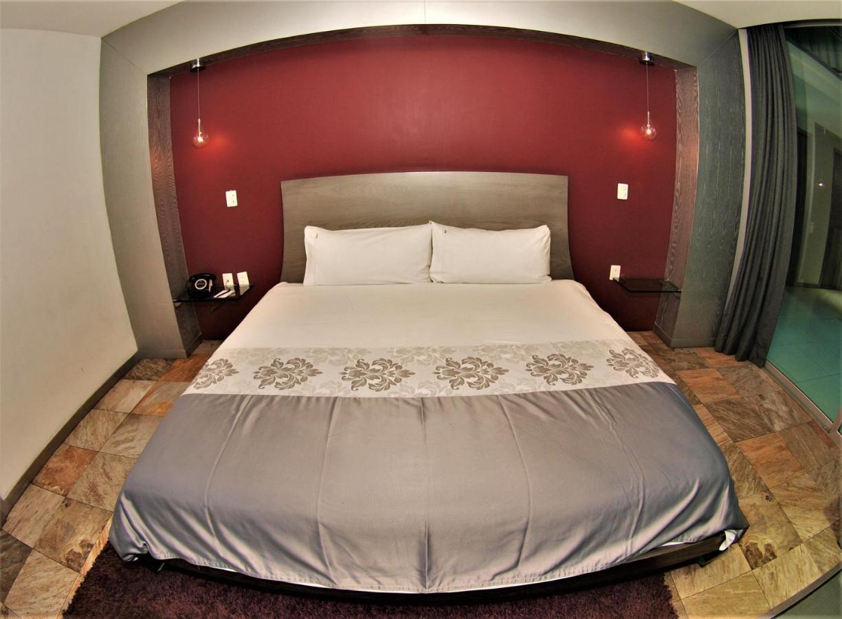 Hotel Vista Hermosa Guadalajara Bagian luar foto